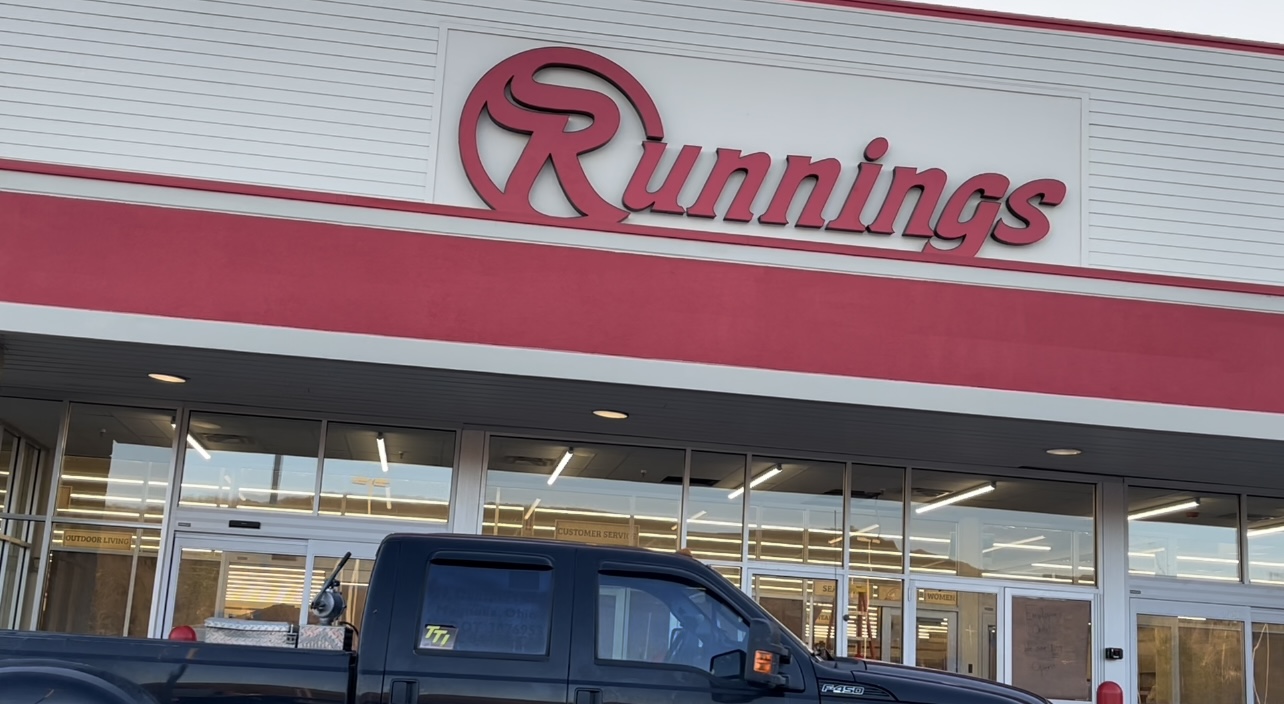 Video The signs go up across the Runnings store in Wellsville, Kmart a